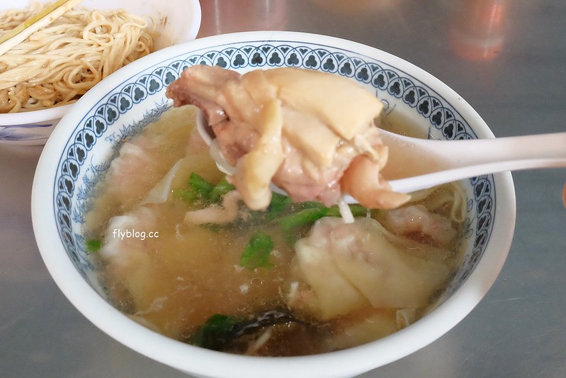宜蘭老店瓜子雞肉｜原十六崁瓜仔雞麵，樸實簡單的古早味，餐點簡單卻是大排長龍 @飛天璇的口袋