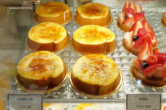 莎得徠茲．Chateraise┃台中逢甲美食：來自日本富士山下山梨縣的日法式甜點店，日本擁有470家連鎖店，標榜使用日本直送的食材，推薦生乳捲和泡芙 @飛天璇的口袋