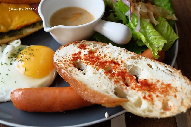找晨手作輕食料理：很有質感的早午餐店，兼具視覺與味覺，健康食材用心的料理 @飛天璇的口袋