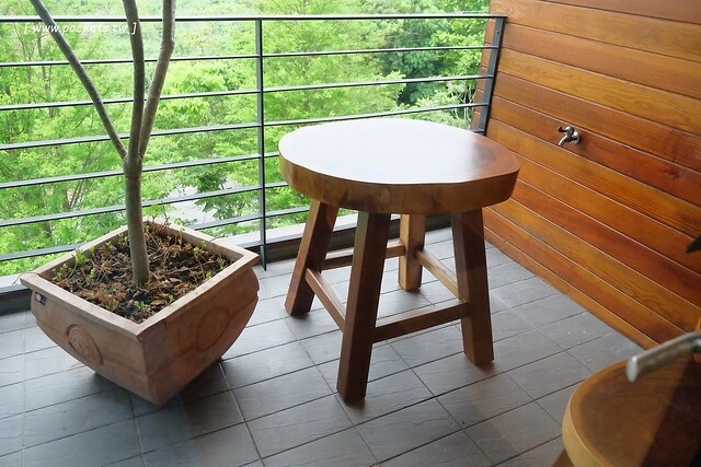 在鷺上生活會館┃宜蘭民宿推薦：豪華又頂級的全新民宿，擁有庭園游泳池、露天BBQ、嬰兒房，每間房間備有透明浴室、大型浴缸，貼心下午茶和豐盛九宮格早餐 @飛天璇的口袋