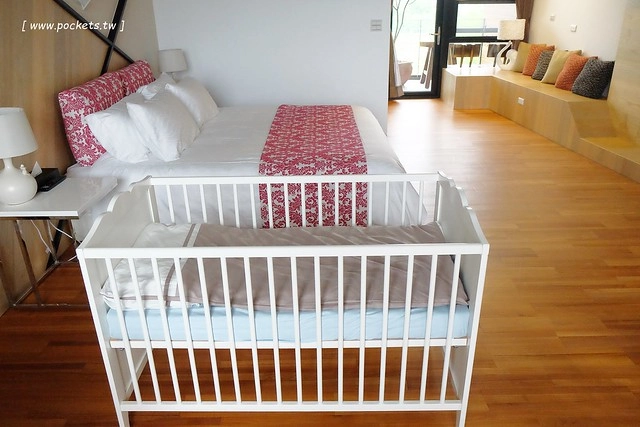 在鷺上生活會館┃宜蘭民宿推薦：豪華又頂級的全新民宿，擁有庭園游泳池、露天BBQ、嬰兒房，每間房間備有透明浴室、大型浴缸，貼心下午茶和豐盛九宮格早餐 @飛天璇的口袋