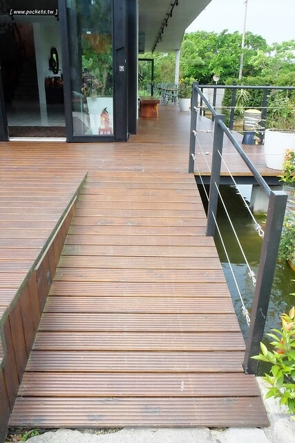 在鷺上生活會館┃宜蘭民宿推薦：豪華又頂級的全新民宿，擁有庭園游泳池、露天BBQ、嬰兒房，每間房間備有透明浴室、大型浴缸，貼心下午茶和豐盛九宮格早餐 @飛天璇的口袋