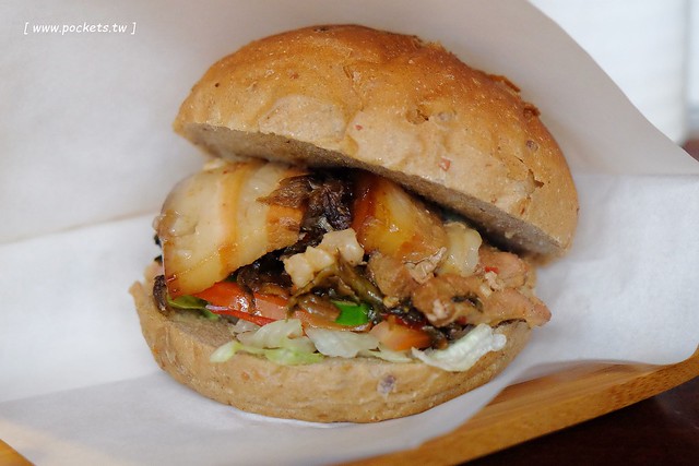 桐花村｜薰衣草森林旗下品牌，融合客家料理元素入菜 @飛天璇的口袋