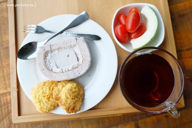 在鷺上生活會館┃宜蘭民宿推薦：豪華又頂級的全新民宿，擁有庭園游泳池、露天BBQ、嬰兒房，每間房間備有透明浴室、大型浴缸，貼心下午茶和豐盛九宮格早餐 @飛天璇的口袋