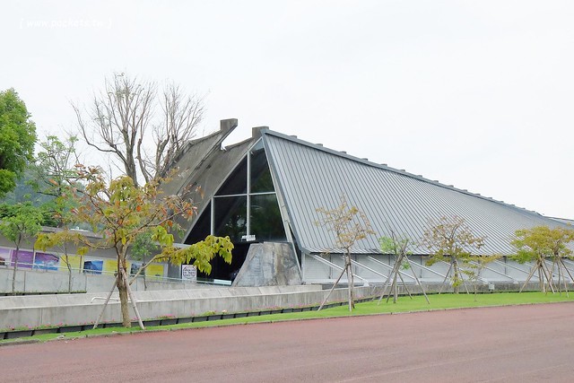 熊轉家小豬食┃霧峰美食餐廳：手作餐點嚴選用心食材，室內有很多可愛的小豬，位於霧峰921地震園區裡面，鄰近霧峰光復新村，是親子友善餐廳 @飛天璇的口袋