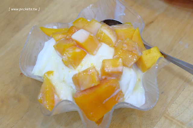 禎祥冰果店┃台中南屯美食：ptt上推爆的老式冰果室，擁有20多年歷史，堅持自已熬煮配料，冰品便宜又大碗 @飛天璇的口袋