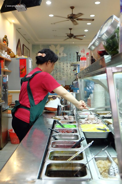 禎祥冰果店┃台中南屯美食：ptt上推爆的老式冰果室，擁有20多年歷史，堅持自已熬煮配料，冰品便宜又大碗 @飛天璇的口袋