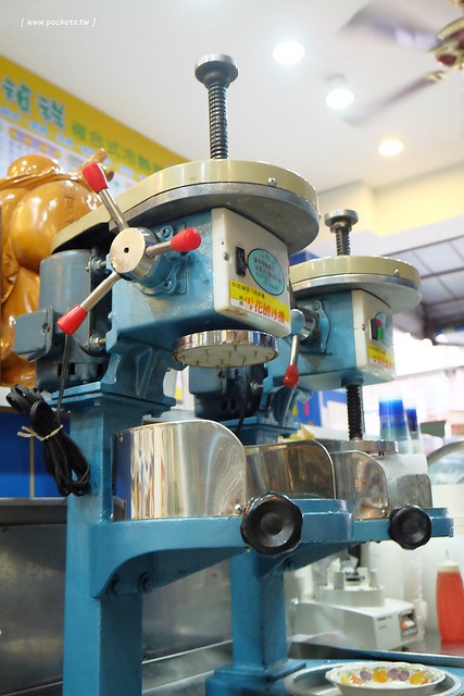 禎祥冰果店┃台中南屯美食：ptt上推爆的老式冰果室，擁有20多年歷史，堅持自已熬煮配料，冰品便宜又大碗 @飛天璇的口袋