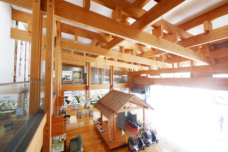 日本高知｜檮原町．隈研吾五大建築的巡禮，檮原町綜合廳舍、雲之上別館、雲之上本館、雲之上藝廊、雲之上圖書館 @飛天璇的口袋