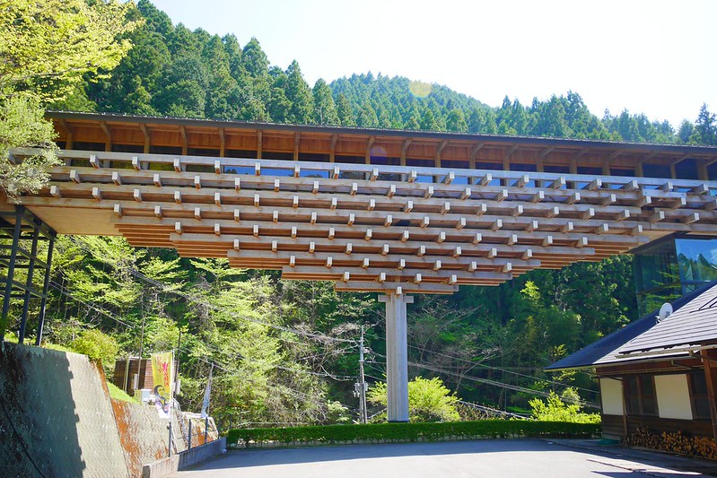 日本高知｜檮原町．隈研吾五大建築的巡禮，檮原町綜合廳舍、雲之上別館、雲之上本館、雲之上藝廊、雲之上圖書館 @飛天璇的口袋