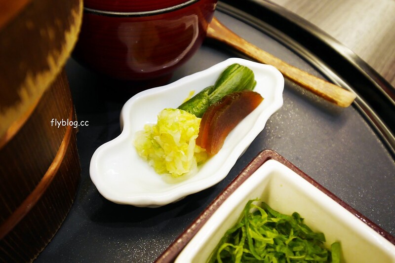 日本愛知｜まるや本店(JR名古屋駅店)．名古屋鰻魚飯三吃，雖然價格不便宜但是真的好吃 @飛天璇的口袋