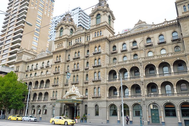 澳洲墨爾本｜墨爾本市區半日遊，溫莎酒店、國會大廈、聖派翠克大教堂、費茲洛花園、庫克船長故居、聯邦廣場、弗林德斯火車站、聖保羅大教堂、Hosier lane塗鴉街、HUNGRY JACK’S @飛天璇的口袋