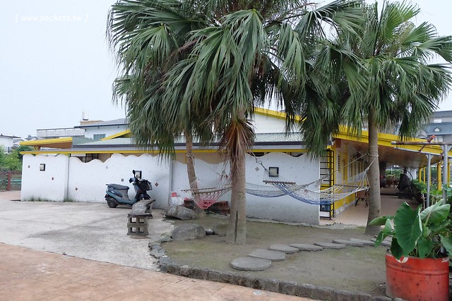 宜蘭冬山｜微風小棧民宿，享受荷畔池泡湯，提供腳踏車供親子騎乘，鄰近羅東夜市與羅東公園 @飛天璇的口袋