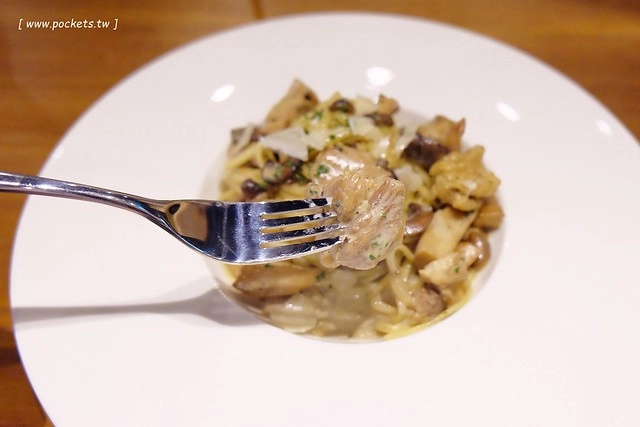 MR. TSUO 左先生的西式廚房｜鄰近捷運文湖線西湖站，前晶華飯店主廚，以低溫烹飪料理手法，結合創意與時尚的舒適空間 @飛天璇的口袋