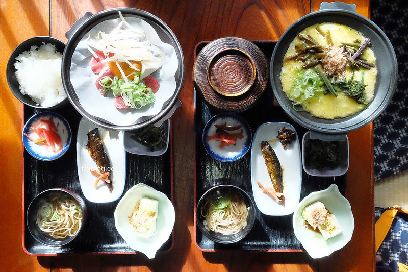 日本岐阜｜合掌村．遇見秋天的浪漫，名古屋到合掌村交通方式，美食餐廳推薦 @飛天璇的口袋