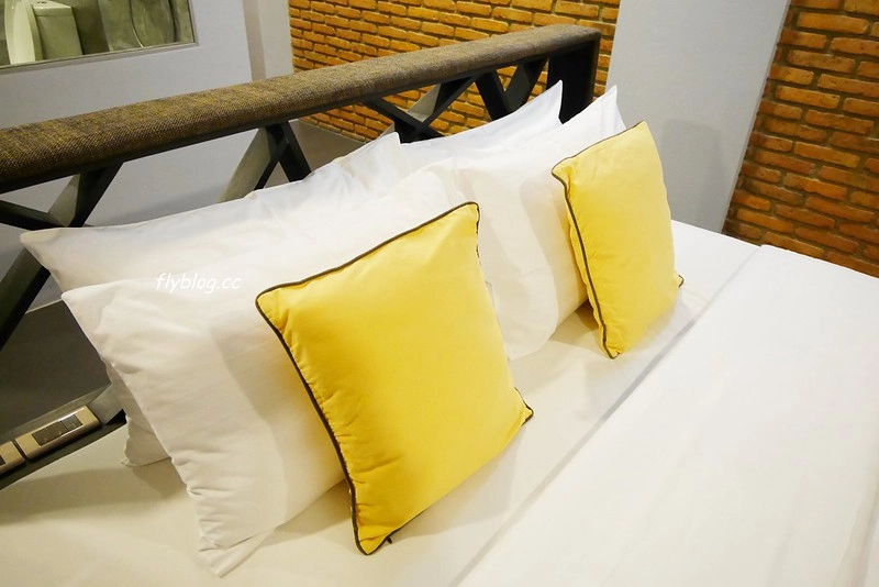 泰國清邁｜Cross Vibe Chiang Mai Decem，簡單清新的平價飯店，尼曼區MAYA百貨步行5分鐘 @飛天璇的口袋