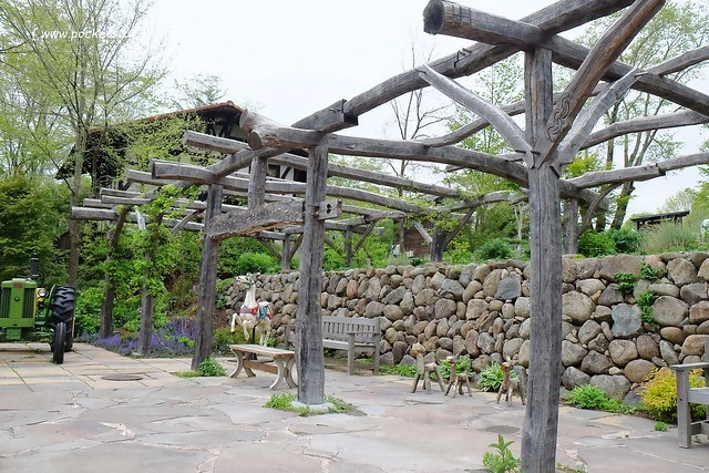 日本山梨｜清里一日遊．Rock餐廳、清里聖アンデレ教会、清高寮、萌木之村 @飛天璇的口袋