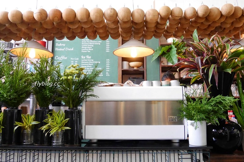 泰國清邁｜Woo Cafe，清邁必吃美食，結合餐廳、花藝、藝廊和生活雜貨的咖啡館 @飛天璇的口袋