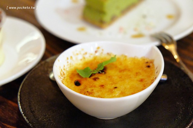 昨日花卷┃台中西區美食：Fusion創意料理作法，將各國料理融入菜色，新菜單正式上市，打卡破百送開胃菜，商業午餐送飲料，週五夜晚啤酒買一送一 @飛天璇的口袋