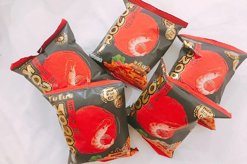 泰國清邁｜泰國清邁必買伴手禮．個人推薦必買零食、餅乾、化妝品、藥品和雜貨 @飛天璇的口袋