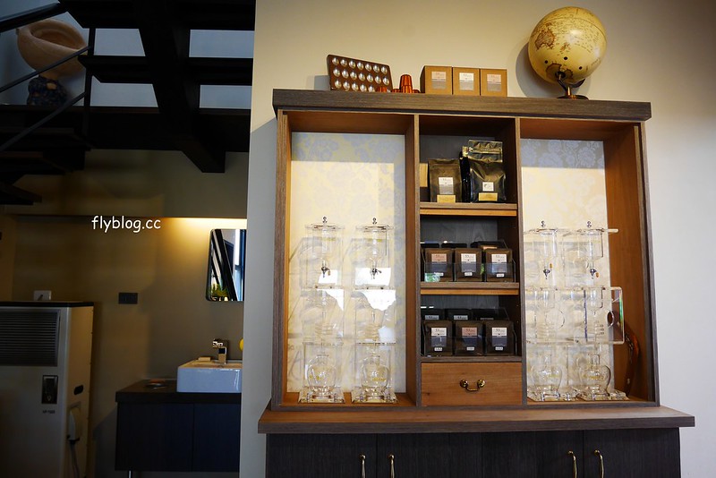 舞森咖啡┃台中北屯：溫馨有質感的咖啡館，甜點表現也不錯，可以使用插座和wifi，大坑地區下午茶推薦 @飛天璇的口袋