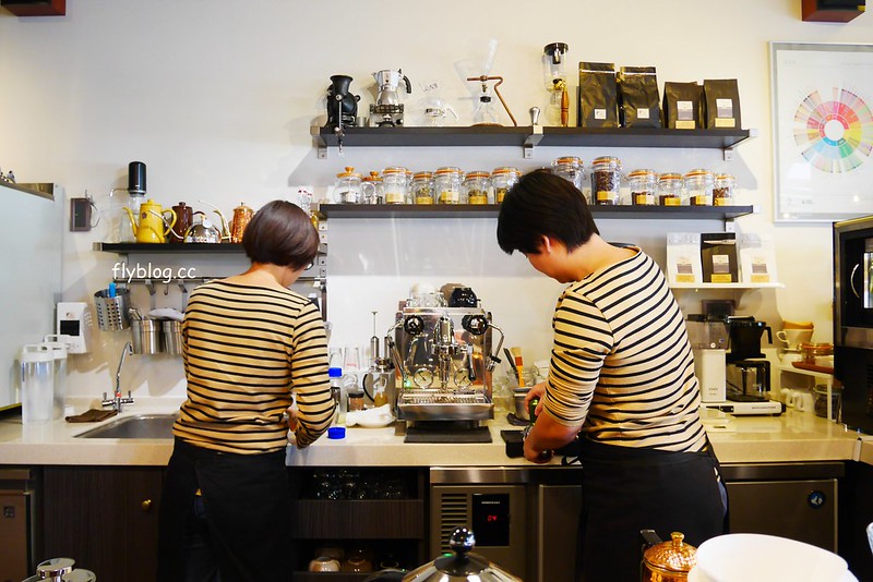 舞森咖啡┃台中北屯：溫馨有質感的咖啡館，甜點表現也不錯，可以使用插座和wifi，大坑地區下午茶推薦 @飛天璇的口袋