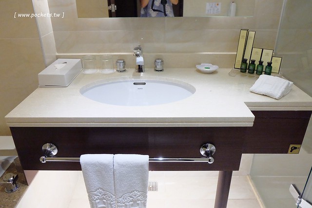 台北大同｜台北城大飯店，台灣第一座由古蹟改建的旅館，鄰近大稻埕碼頭和寧夏夜市 @飛天璇的口袋