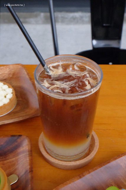 P&J’s P&acirc;tisserie法式鏡面蛋糕｜一對夫妻開的甜點店，價格親民深受學生族群的喜愛 @飛天璇的口袋