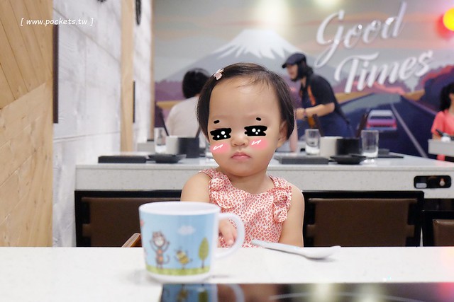 肉魂鑄鐵料理．de Meaty Spirit┃台中北屯美食：環境寬敞又明亮，食材新鮮又奢華，澳洲9A牛肉+帝王蟹等季節性現流海鮮，台中少見的鐵鑄鍋火鍋店 @飛天璇的口袋