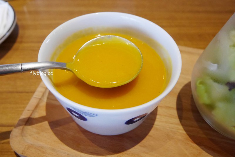 山時作┃台中南區：結合手作與餐點的文創餐廳，隱身台中文化創意園區裡，餐點精緻好吃有推薦 @飛天璇的口袋