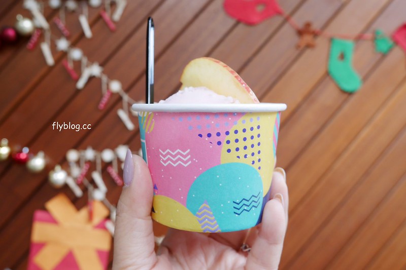 台中吳寶春麵包｜世界冠軍麵包台中也吃的到，推薦台中限定和鹽味可頌，還有冰淇淋也很好吃 @飛天璇的口袋