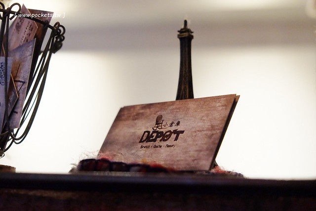 小倉庫．DEPOT：充滿英式復古情懷的文青咖啡館，可以從早午餐吃到下午茶，推薦燉飯和甜點，好吃有誠意 @飛天璇的口袋