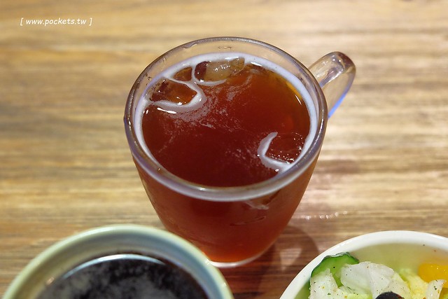 小倉庫．DEPOT：充滿英式復古情懷的文青咖啡館，可以從早午餐吃到下午茶，推薦燉飯和甜點，好吃有誠意 @飛天璇的口袋