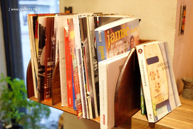 小倉庫．DEPOT：充滿英式復古情懷的文青咖啡館，可以從早午餐吃到下午茶，推薦燉飯和甜點，好吃有誠意 @飛天璇的口袋