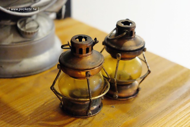 小倉庫．DEPOT：充滿英式復古情懷的文青咖啡館，可以從早午餐吃到下午茶，推薦燉飯和甜點，好吃有誠意 @飛天璇的口袋