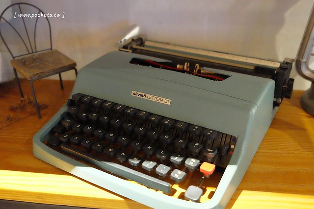 小倉庫．DEPOT：充滿英式復古情懷的文青咖啡館，可以從早午餐吃到下午茶，推薦燉飯和甜點，好吃有誠意 @飛天璇的口袋