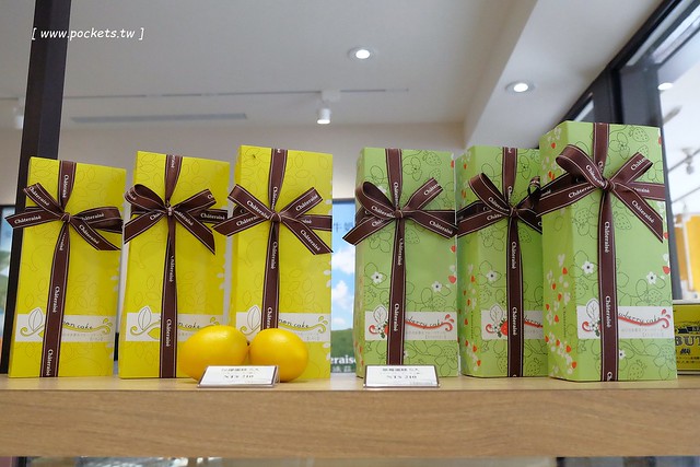 莎得徠茲．Chateraise┃台中逢甲美食：來自日本富士山下山梨縣的日法式甜點店，日本擁有470家連鎖店，標榜使用日本直送的食材，推薦生乳捲和泡芙 @飛天璇的口袋