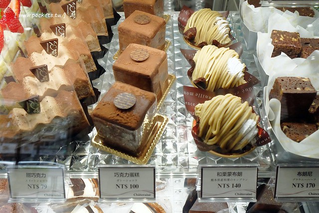 莎得徠茲．Chateraise┃台中逢甲美食：來自日本富士山下山梨縣的日法式甜點店，日本擁有470家連鎖店，標榜使用日本直送的食材，推薦生乳捲和泡芙 @飛天璇的口袋