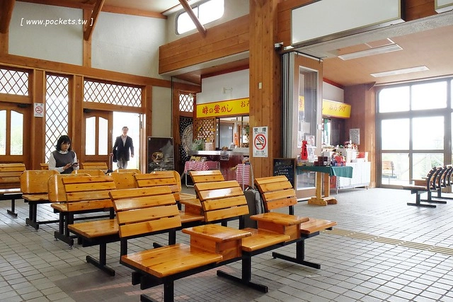 日本山梨｜如何從東京成田機場搭JR到清里車站？JR成田快線&rarr;新宿&rarr;JR中央線特急&rarr;小淵澤&rarr;小海線&rarr;清里車站，詳細交通方式換程解說分享 @飛天璇的口袋