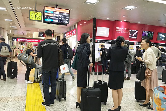 日本山梨｜如何從東京成田機場搭JR到清里車站？JR成田快線&rarr;新宿&rarr;JR中央線特急&rarr;小淵澤&rarr;小海線&rarr;清里車站，詳細交通方式換程解說分享 @飛天璇的口袋