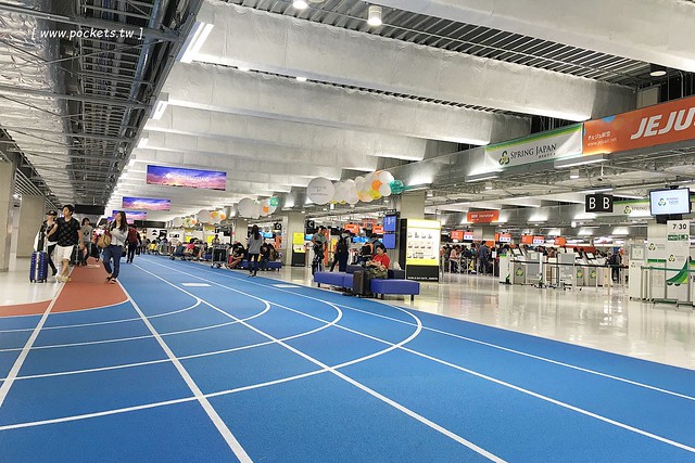 日本山梨｜如何從東京成田機場搭JR到清里車站？JR成田快線&rarr;新宿&rarr;JR中央線特急&rarr;小淵澤&rarr;小海線&rarr;清里車站，詳細交通方式換程解說分享 @飛天璇的口袋