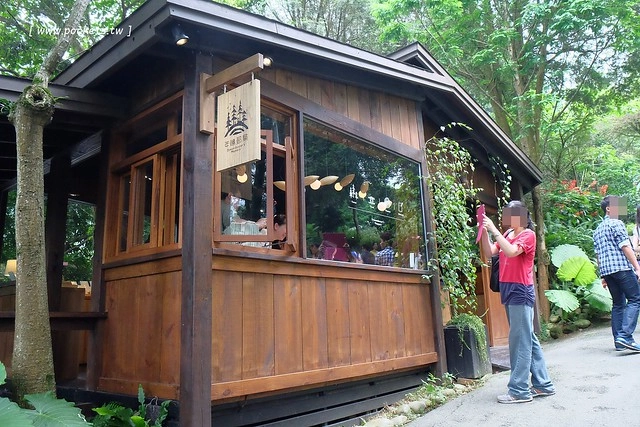 台中新社｜薰衣草森林新社店．充滿幸福的紫色樂園，享受森林裡的芬多精 @飛天璇的口袋