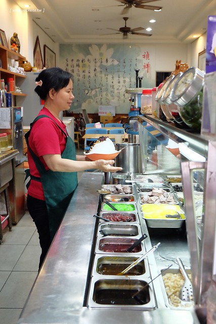 禎祥冰果店┃台中南屯美食：ptt上推爆的老式冰果室，擁有20多年歷史，堅持自已熬煮配料，冰品便宜又大碗 @飛天璇的口袋