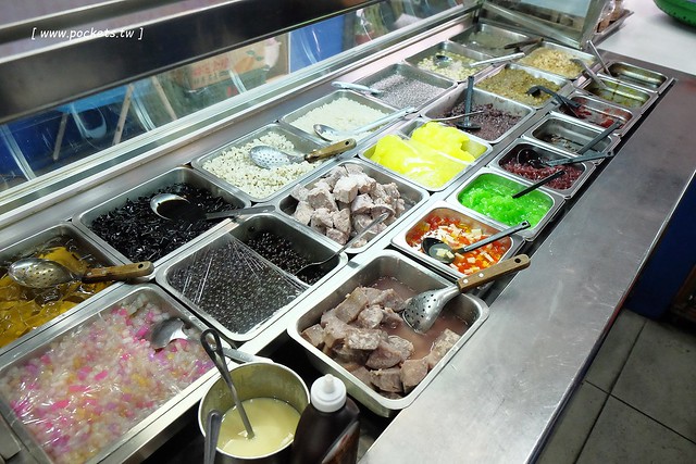 禎祥冰果店┃台中南屯美食：ptt上推爆的老式冰果室，擁有20多年歷史，堅持自已熬煮配料，冰品便宜又大碗 @飛天璇的口袋