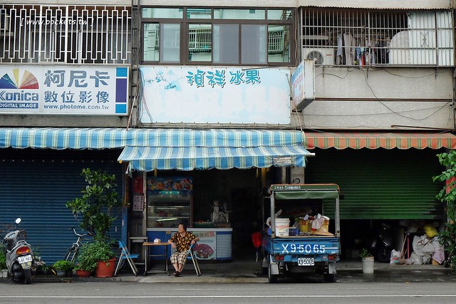 禎祥冰果店┃台中南屯美食：ptt上推爆的老式冰果室，擁有20多年歷史，堅持自已熬煮配料，冰品便宜又大碗 @飛天璇的口袋