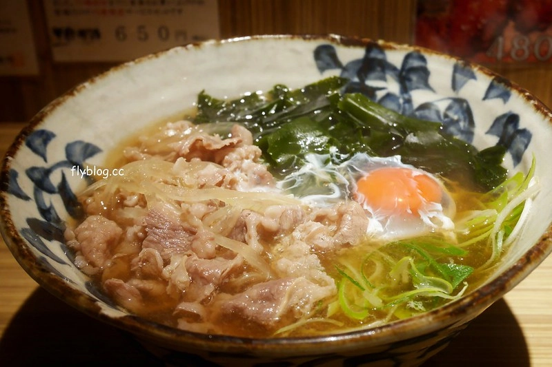 日本大阪｜本町製麵所 Hommachi-seimenjo honten．米其林必比登推薦，店裡只有8個座位 @飛天璇的口袋