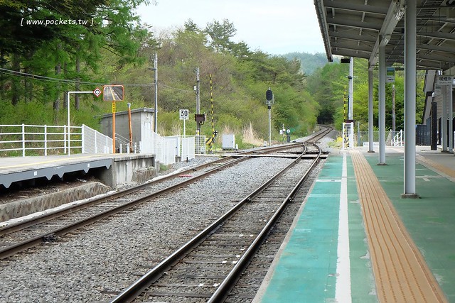 日本山梨｜如何從東京成田機場搭JR到清里車站？JR成田快線&rarr;新宿&rarr;JR中央線特急&rarr;小淵澤&rarr;小海線&rarr;清里車站，詳細交通方式換程解說分享 @飛天璇的口袋