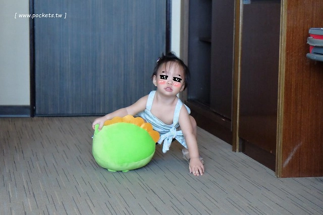 桃禧航空城酒店┃桃園飯店推薦：浪漫至極的水晶教堂、小孩最愛的木樂地Hape桃園館、入住送小恐龍玩偶、鄰近桃園國際機場交通方便 @飛天璇的口袋