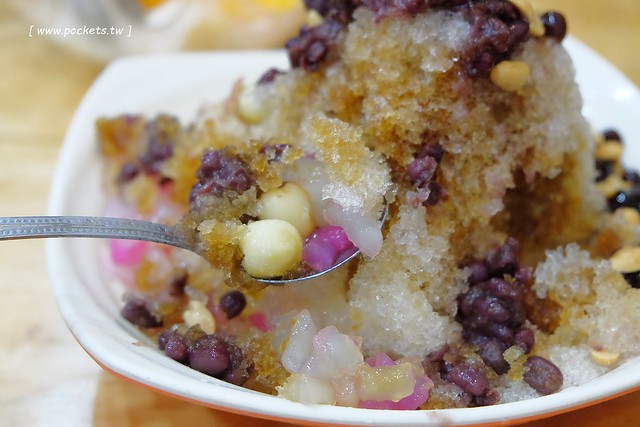 禎祥冰果店┃台中南屯美食：ptt上推爆的老式冰果室，擁有20多年歷史，堅持自已熬煮配料，冰品便宜又大碗 @飛天璇的口袋