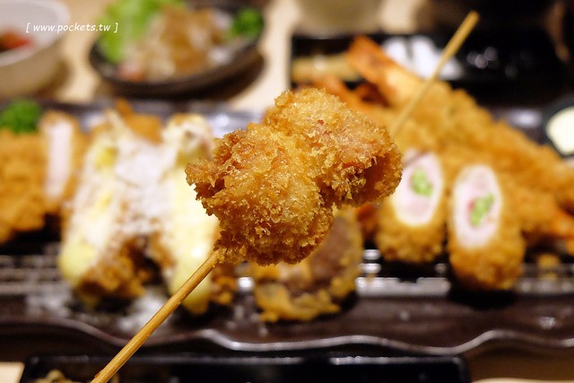 新宿勝博殿｜慶祝11週年慶，週週抽日本東京雙人來回機票，新上市金黃極濃的雪花起司豬排，品嚐超厚切日式炸豬排的美味 @飛天璇的口袋